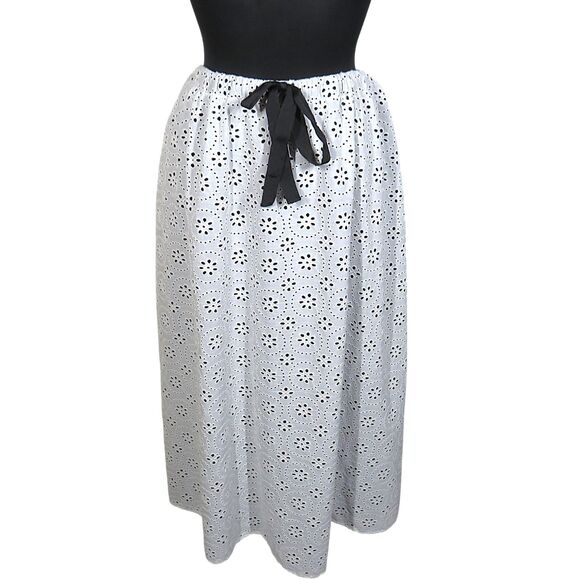 Pari Passu White Black Cotton Eyelet Side Pocket Boho Maxi Skirt Plus Size 22